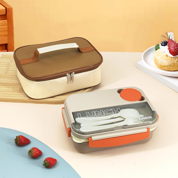 sustainable 1.3L Contrast color single-layer 4 grids lunch box+insulation bag