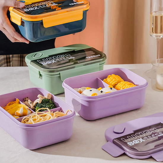 high value 3 compartments Lunch Box with tableware