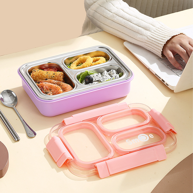 Lunch on the Move: A Box for the Active Lifestyle