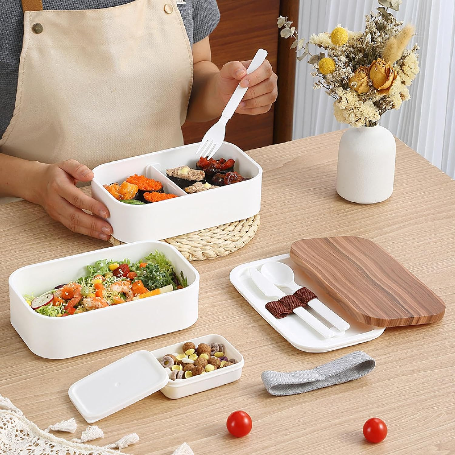 Large Capacity Portable Lunch Box office worker